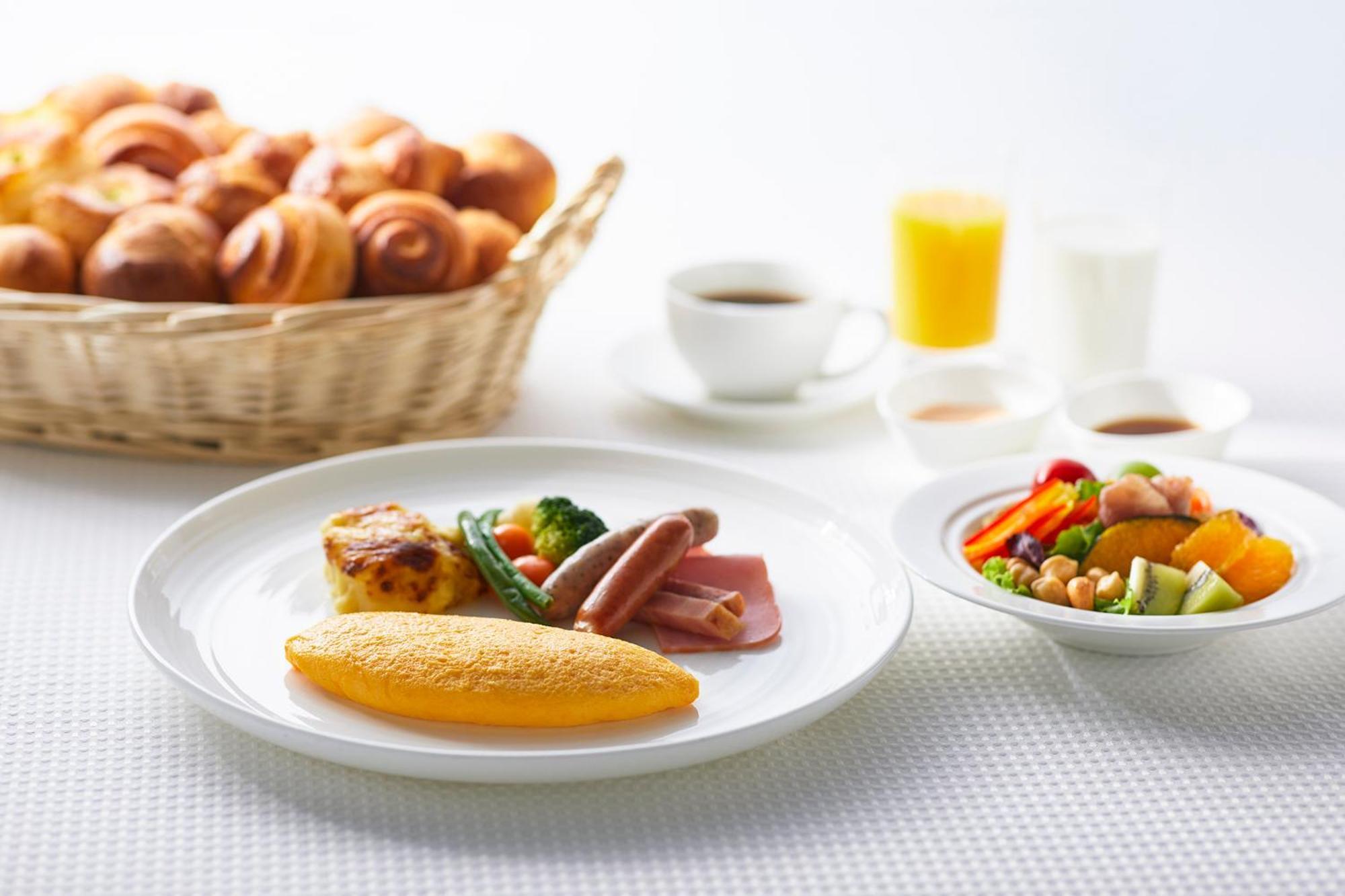 The Royal Park Hotel Iconic Kioto Exterior foto A typical inflight meal